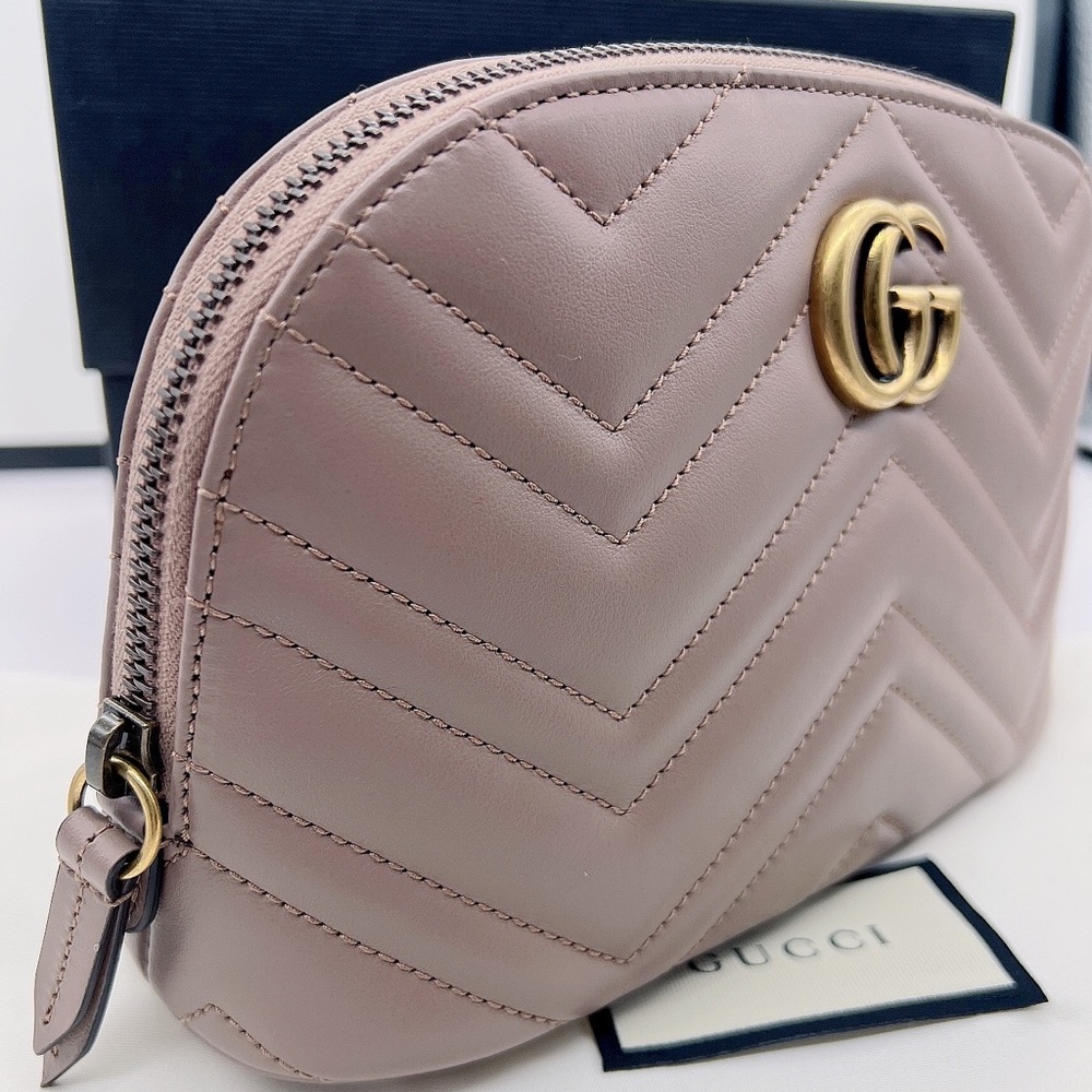 NEW Authentic Gucci Beige GG Marmont Matelasse Leather Cosmetic Pouch Bag - Picture 2 of 11